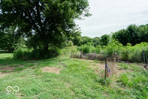 Photo of 6416 S County Road 100 E, Markleville, IN