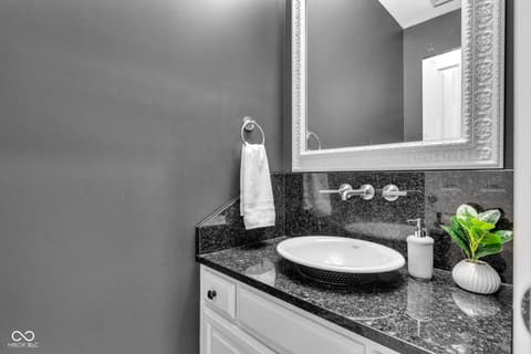 Photo of 11354 Redwing Court, Fishers, IN