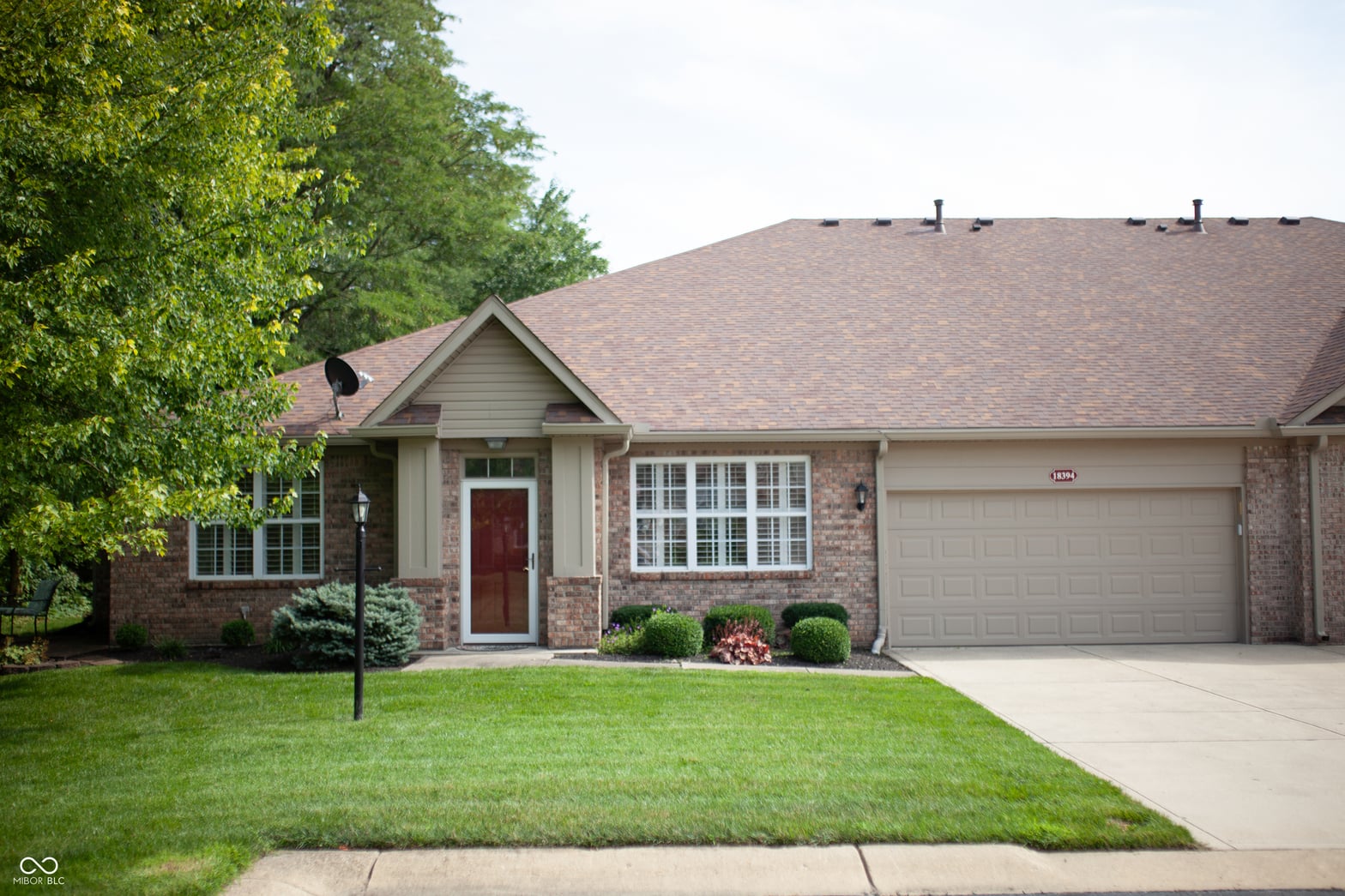 Front exterior at 18394 Piers End Drive, Noblesville, IN