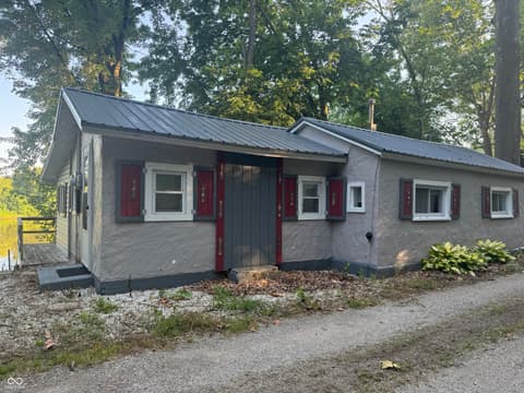 2781 N Towpath Road