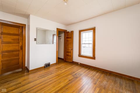 Photo of 20-24 N Eisenhower Drive, Edinburgh, IN