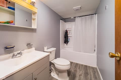 Photo of 20-24 N Eisenhower Drive, Edinburgh, IN