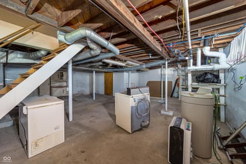 Photo of 20-24 N Eisenhower Drive, Edinburgh, IN