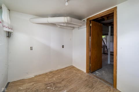 Photo of 20-24 N Eisenhower Drive, Edinburgh, IN
