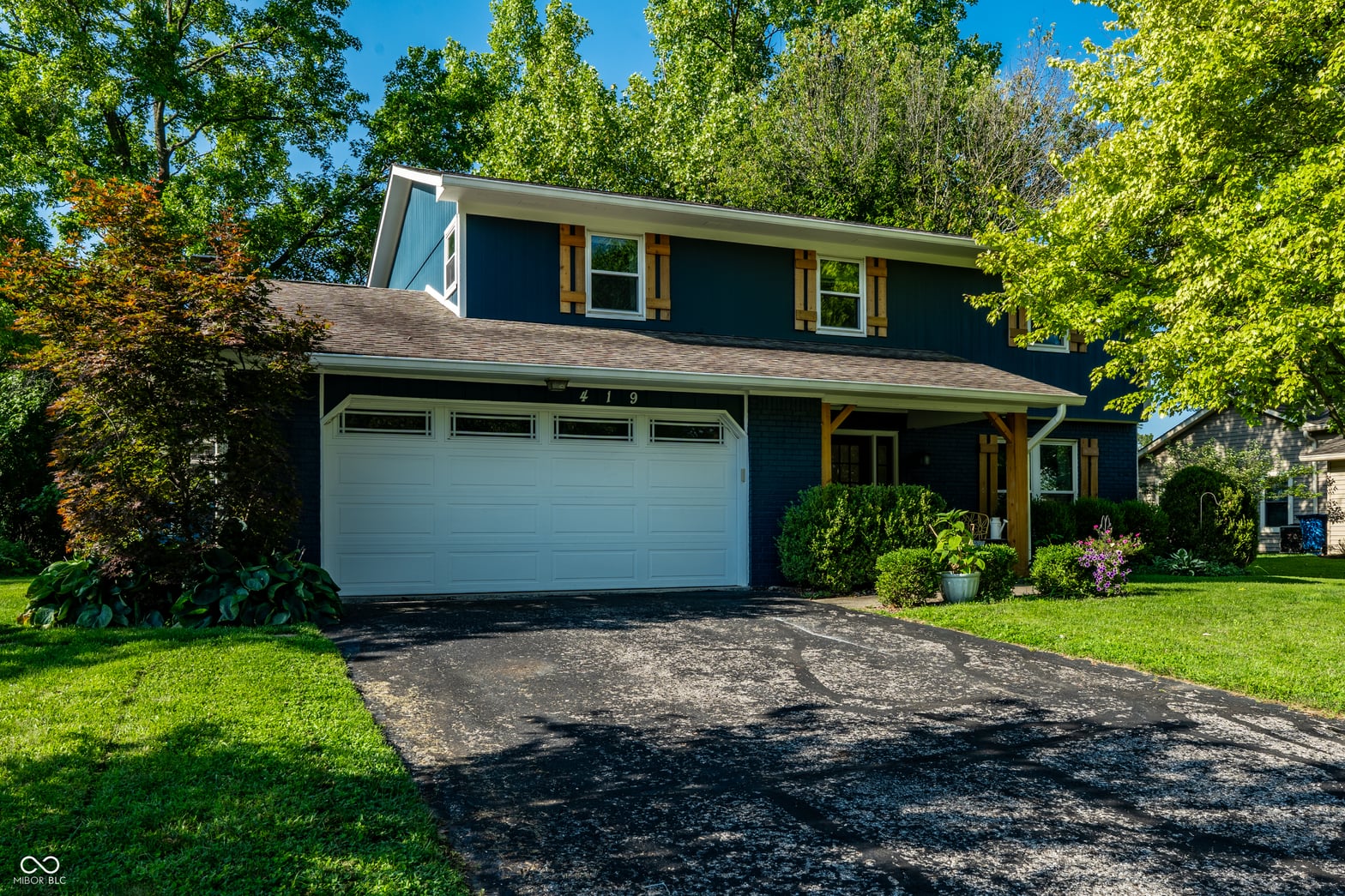 Photo of 419 Sunblest Boulevard S, Fishers, IN
