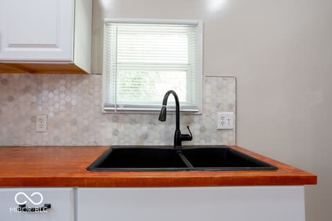 Kitchen at 2910 Meredith Avenue, Indianapolis, IN
