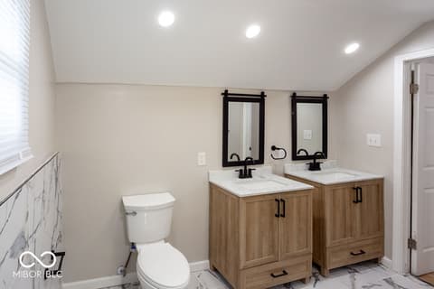 Primary bathroom at 2910 Meredith Avenue, Indianapolis, IN