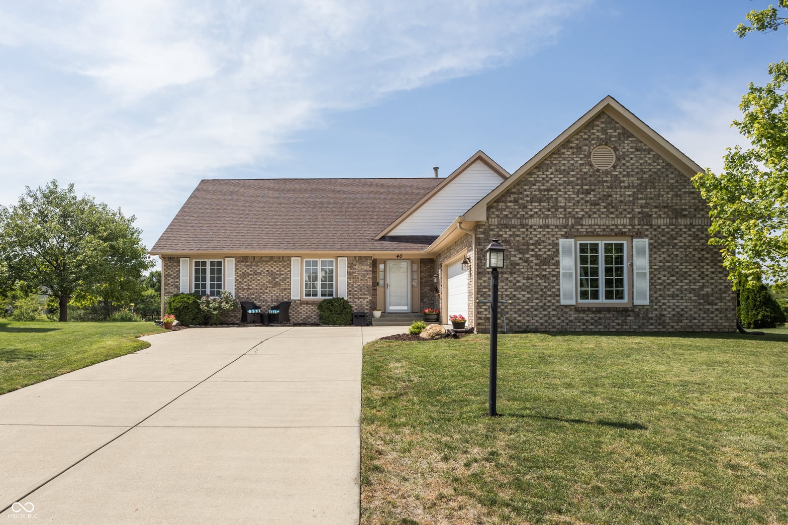 Photo of 40 E Bloomfield Lane, Westfield, IN