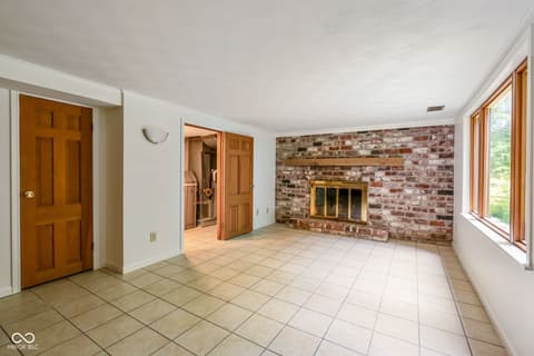 Photo of 6631 Lee Road, Indianapolis, IN