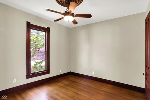 Photo of 189 S Jefferson Street, Martinsville, IN