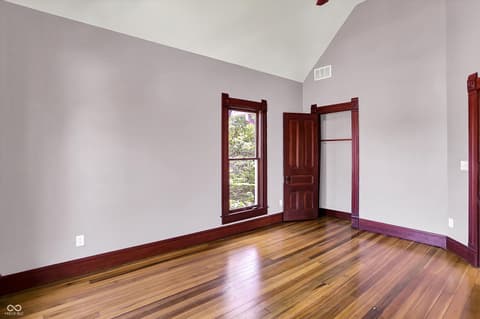 Photo of 189 S Jefferson Street, Martinsville, IN