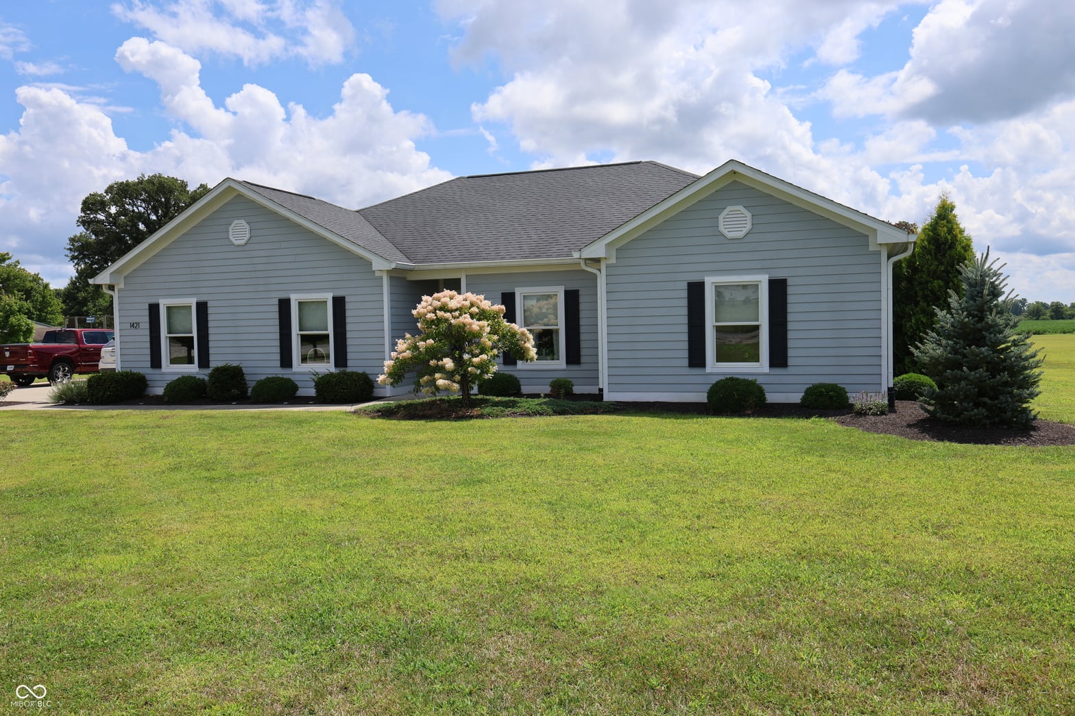 Photo of 1421 E County Road 1000 S, Clayton, IN