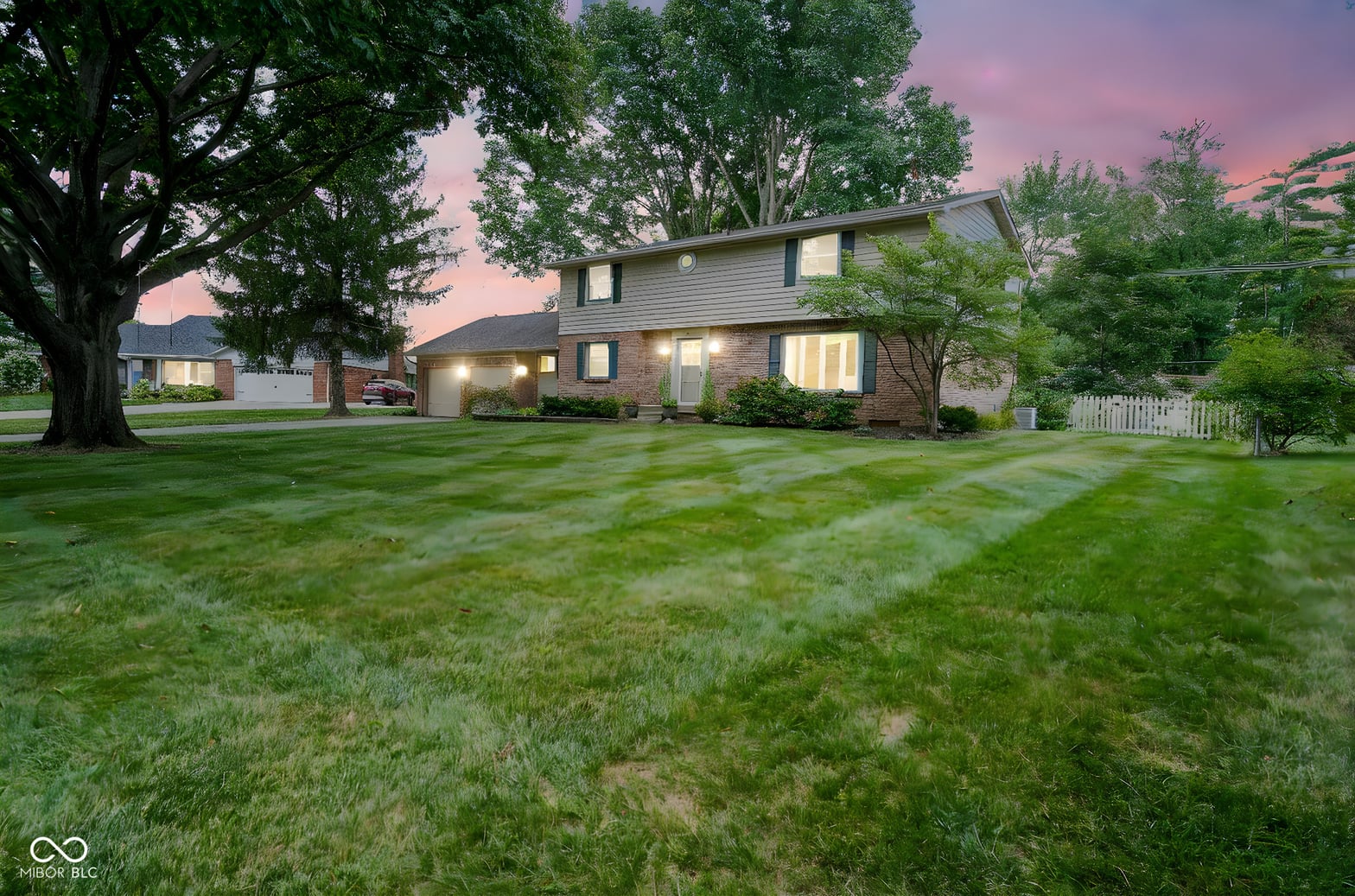 Photo of 817 Alwyne Road, Carmel, IN