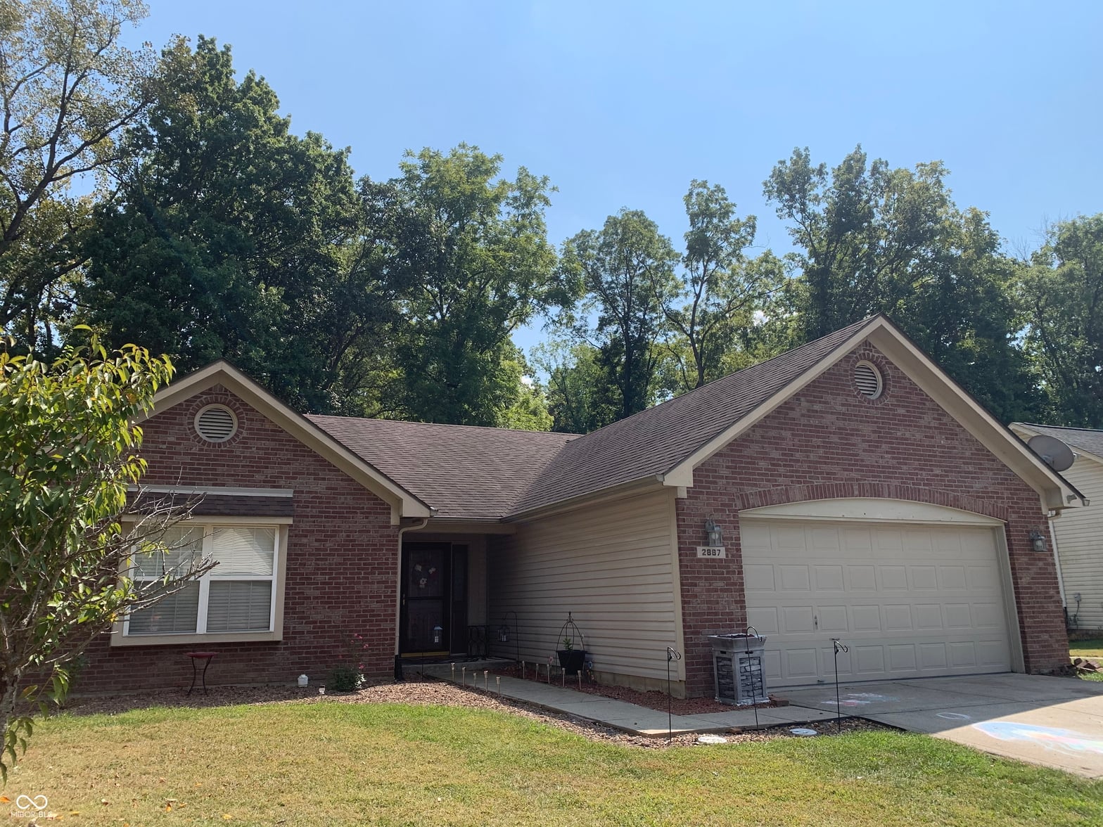 Photo of 2887 Prairie Stream Way, Columbus, IN