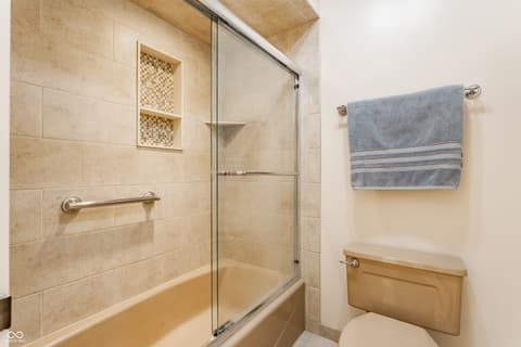 Photo of 3674 E Carmel Drive, Carmel, IN