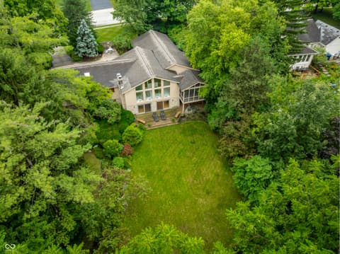 Photo of 3674 E Carmel Drive, Carmel, IN