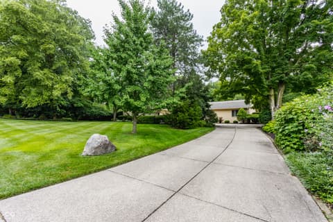 Photo of 3674 E Carmel Drive, Carmel, IN