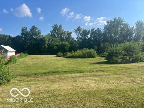 Yard at 6751 E Bayou Road, Darlington, IN