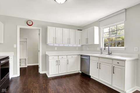 Photo of 7633 Sunflower Drive, Noblesville, IN