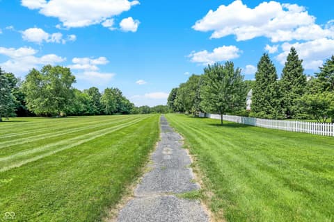 Photo of 7633 Sunflower Drive, Noblesville, IN