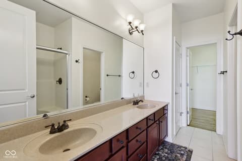Photo of 624 E Walnut Street, Indianapolis, IN