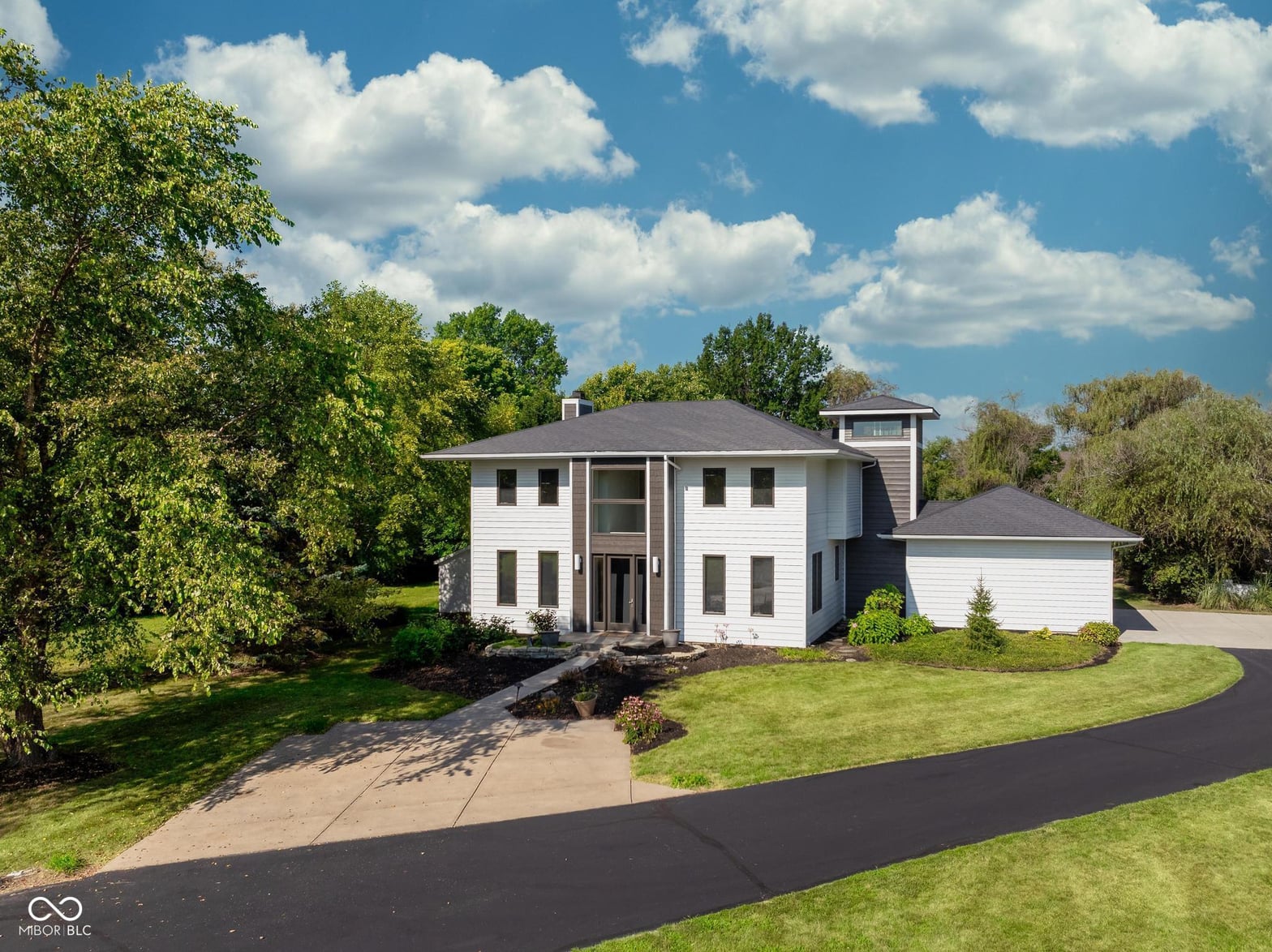 Front exterior at 13167 Pennington Road, Fishers, IN