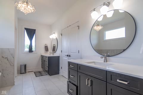 Primary bathroom at 921 Justine Circle E, Indianapolis, IN