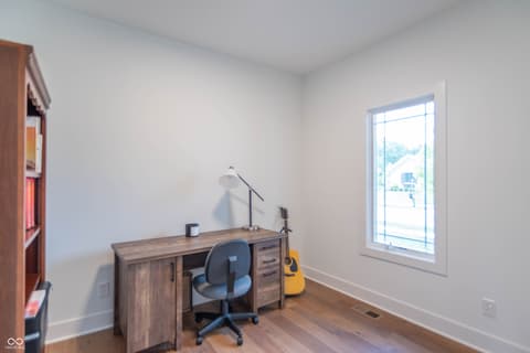 Home office at 921 Justine Circle E, Indianapolis, IN
