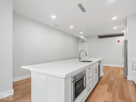 Photo of 319 E 16th Street, Indianapolis, IN