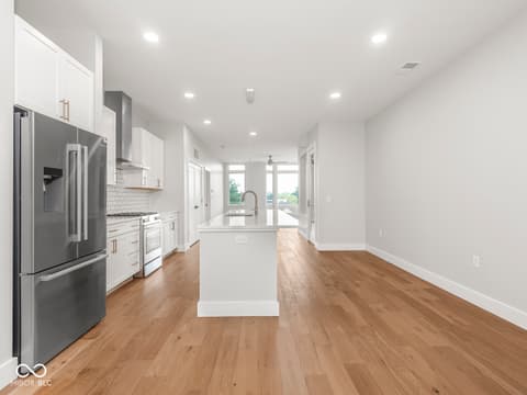 Photo of 319 E 16th Street, Indianapolis, IN