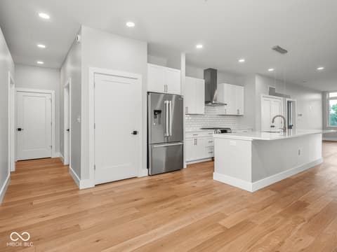 Photo of 319 E 16th Street, Indianapolis, IN