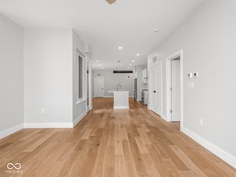 Photo of 319 E 16th Street, Indianapolis, IN