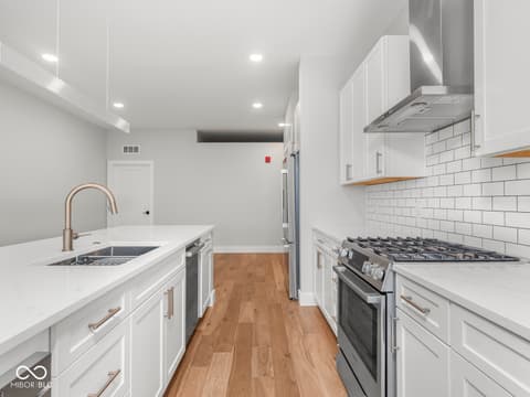 Photo of 319 E 16th Street, Indianapolis, IN