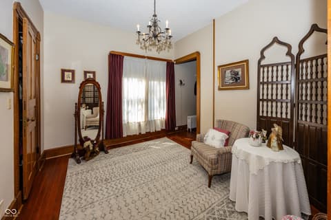 Photo of 116 W Main Street, Knightstown, IN