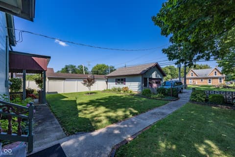 Photo of 116 W Main Street, Knightstown, IN