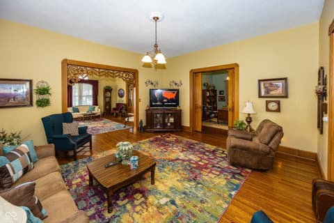 Photo of 116 W Main Street, Knightstown, IN