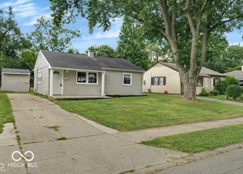 8208 E 48th Street