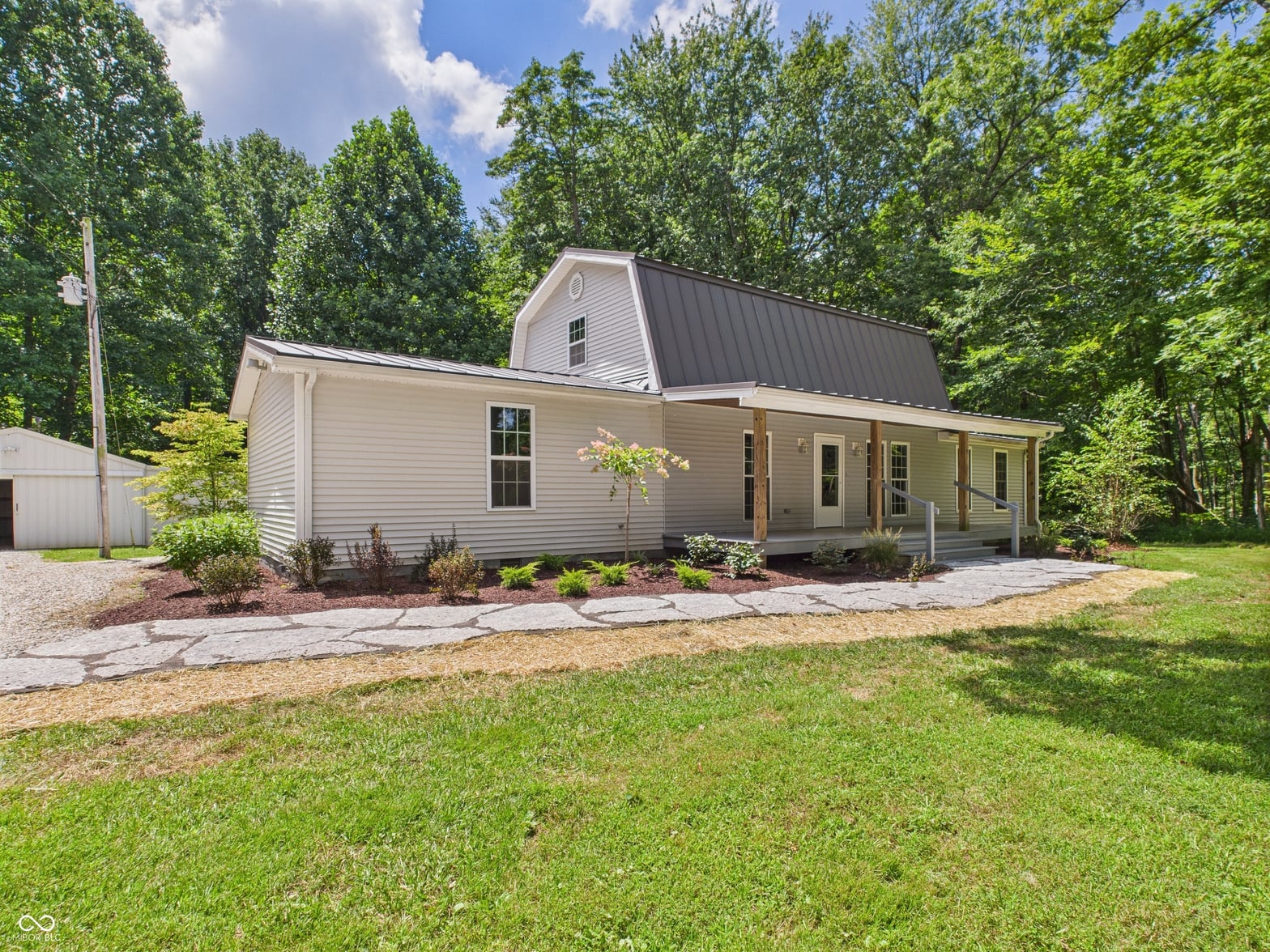 Photo of 3263 W County Road 250 S, Versailles, IN