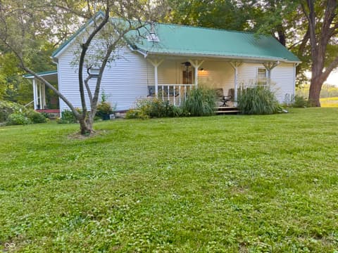 1536 River Road