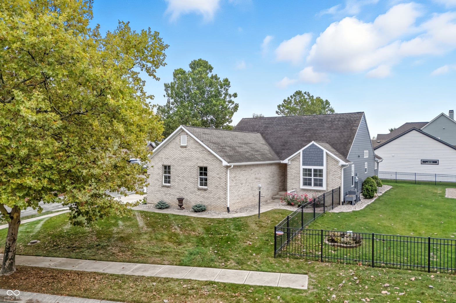 Photo of 137 Avon Lane, Noblesville, IN