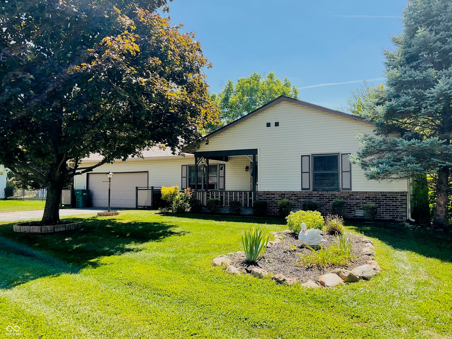 Photo of 607 Little Eagle Drive, Noblesville, IN