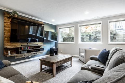 Photo of 10900 Jasmine Drive, Carmel, IN
