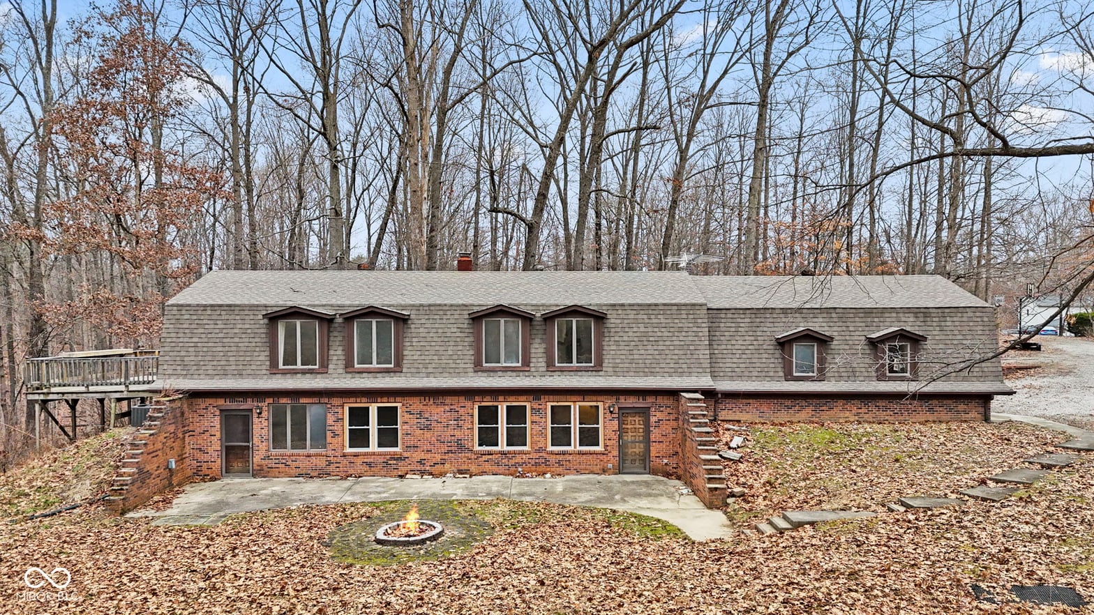 Photo of 585 Hinshaw Drive, Nineveh, IN