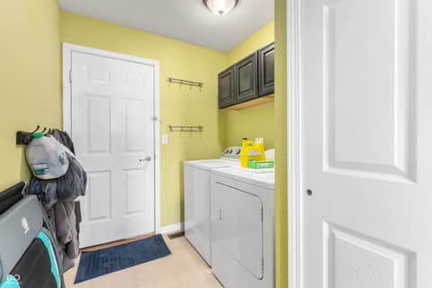 Photo of 9500 W Thurston Court, Yorktown, IN