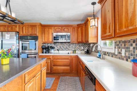 Photo of 9500 W Thurston Court, Yorktown, IN