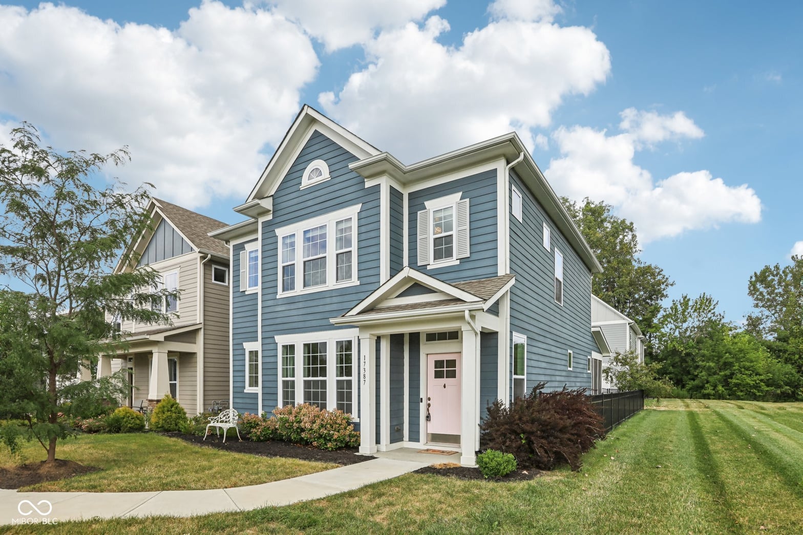Photo of 17387 Dovehouse Lane, Westfield, IN