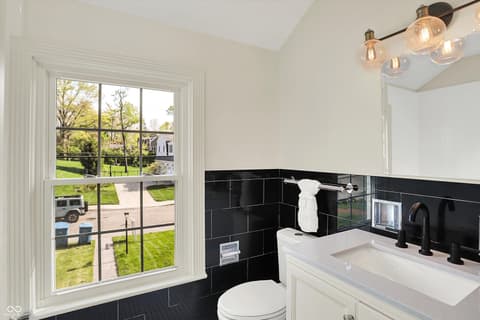 Photo of 22 W 54th Street, Indianapolis, IN