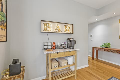 Photo of 1229 E Market Street, Indianapolis, IN
