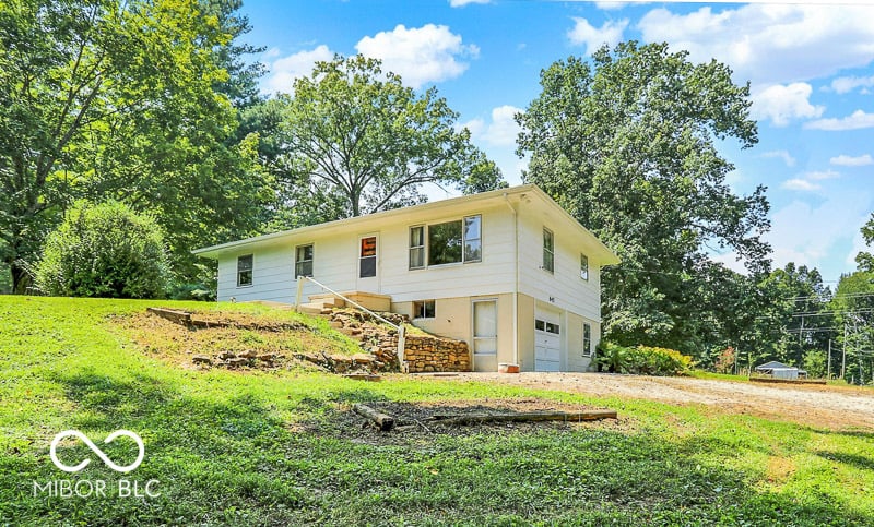 Photo of 645 W Rogers Road, Bloomington, IN