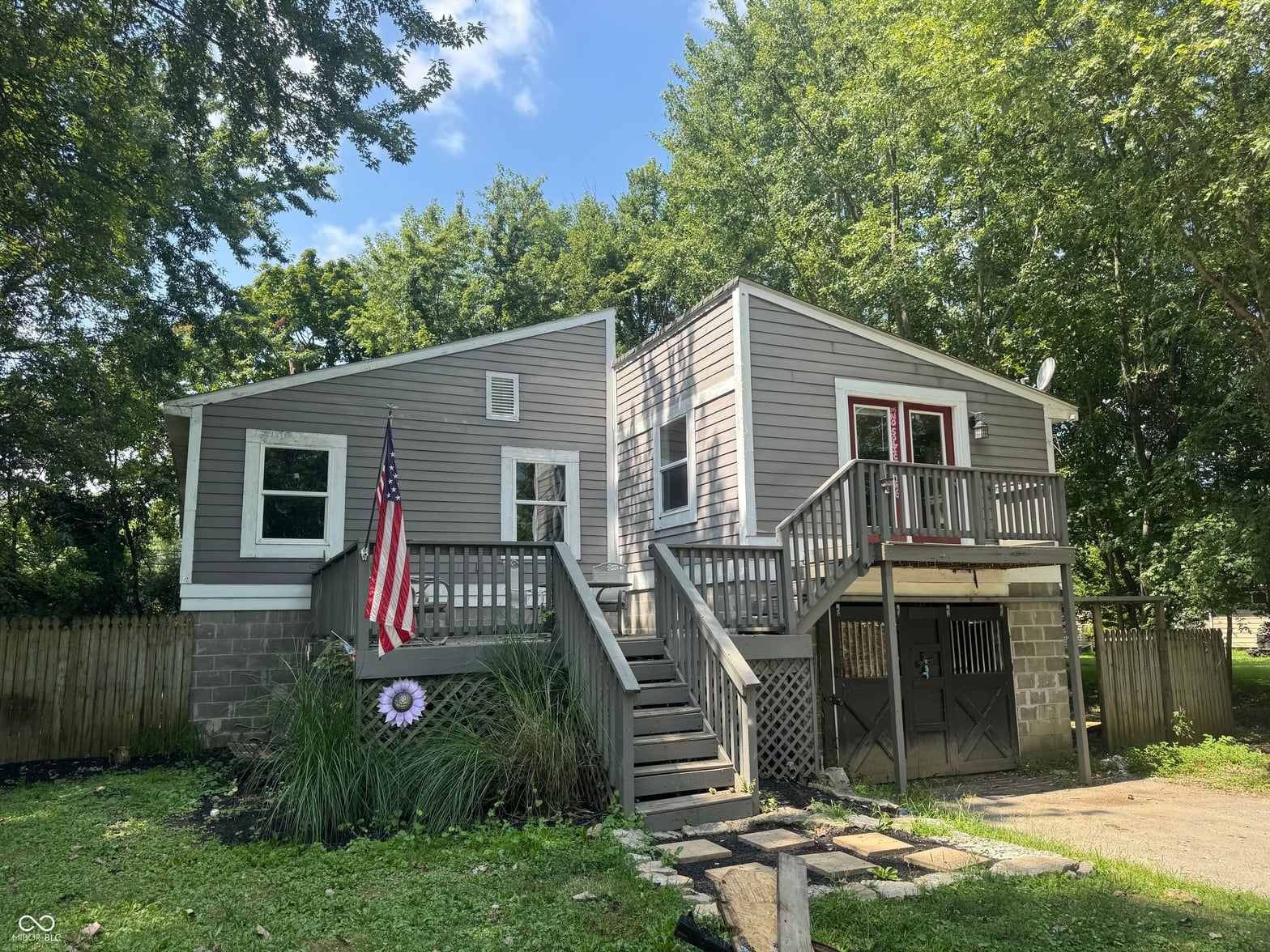 Photo of 245 Riverwood Drive, Noblesville, IN